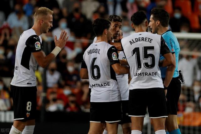 希尔德22分库里13分 勇士28记三分力克国王